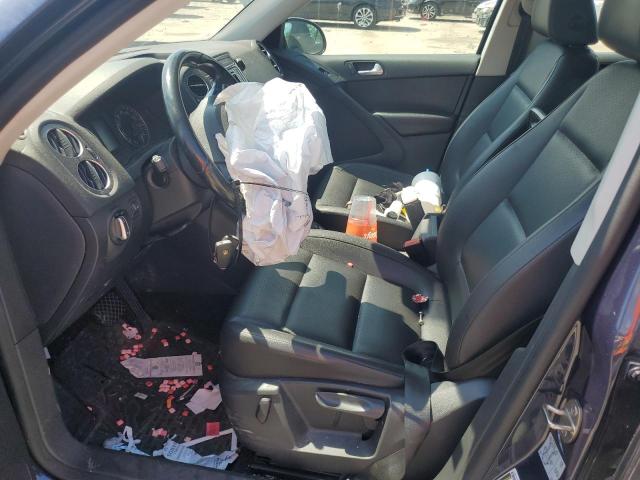  VOLKSWAGEN TIGUAN 2016 Синий