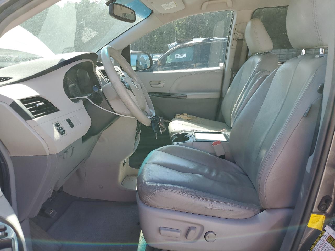 2011 Toyota Sienna Le VIN: 5TDKK3DC0BS154104 Lot: 65338935