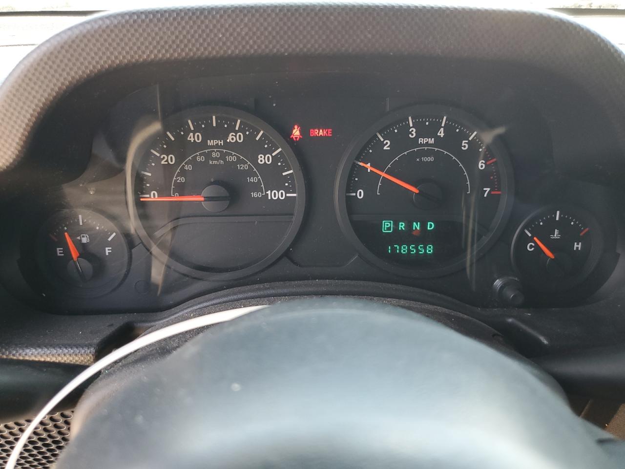 2007 Jeep Wrangler X VIN: 1J4FA24157L193741 Lot: 64331425