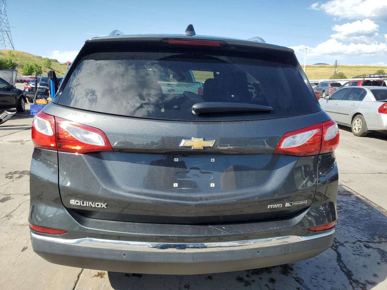 2018 Chevrolet Equinox Premier VIN: 2GNAXVEV9J6288540 Lot: 63873455