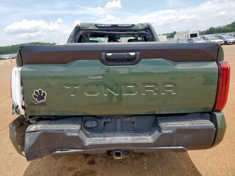 TOYOTA TUNDRA 2022 Зеленый