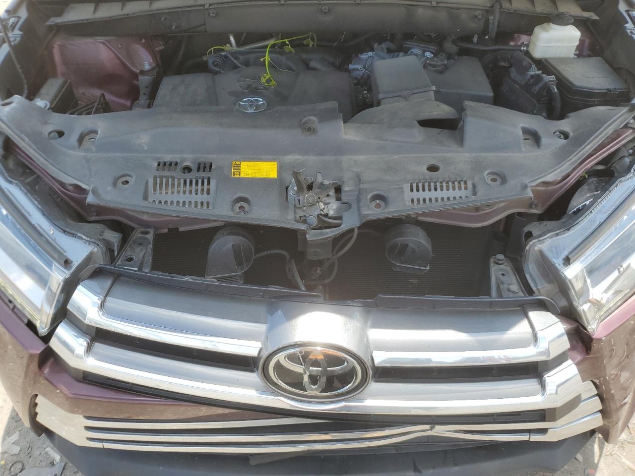 2017 Toyota Highlander Limited VIN: 5TDDZRFH4HS457749 Lot: 64649095