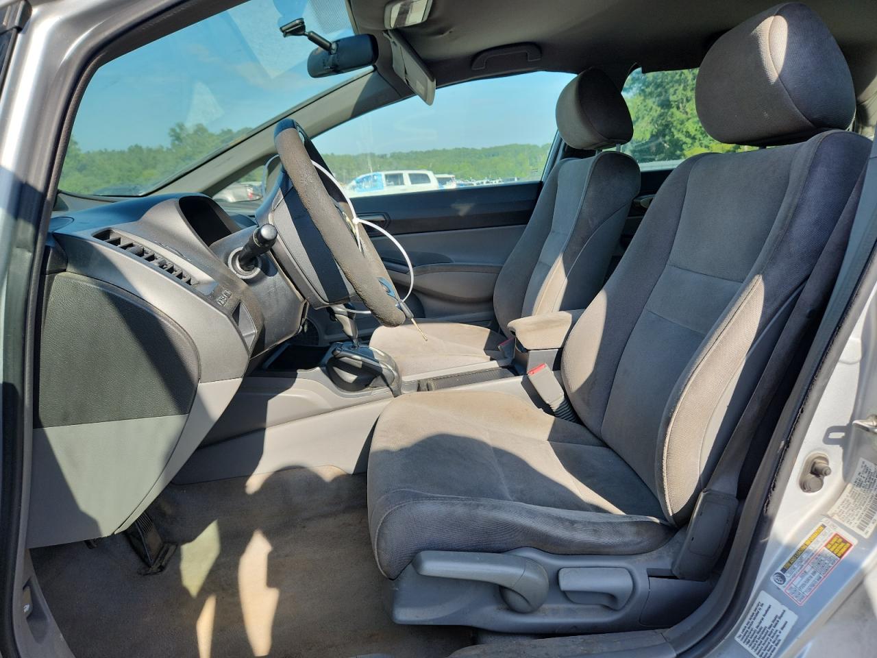2007 Honda Civic Lx VIN: 1HGFA16527L043667 Lot: 64963855