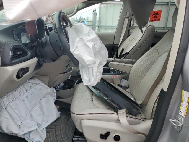  CHRYSLER PACIFICA 2018 Silver