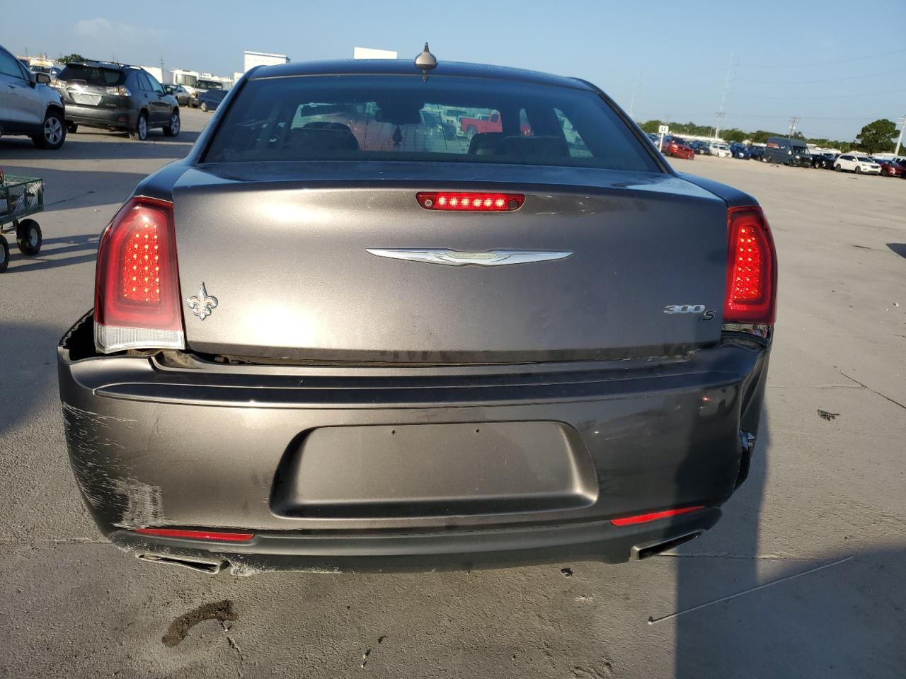 2019 Chrysler 300 S VIN: 2C3CCABG1KH533739 Lot: 64571775
