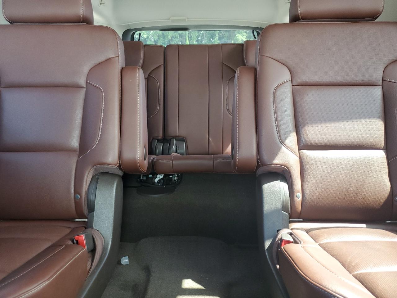2017 Chevrolet Suburban K1500 Premier VIN: 1GNSKJKC0HR192602 Lot: 64086845