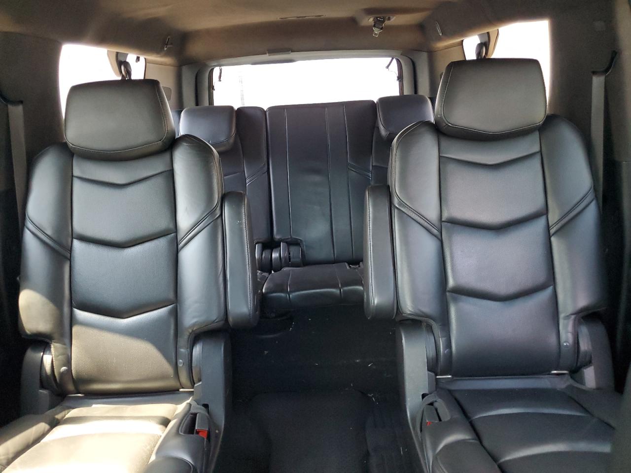 2018 Cadillac Escalade Esv Platinum VIN: 1GYS4KKJ4JR303532 Lot: 64101715
