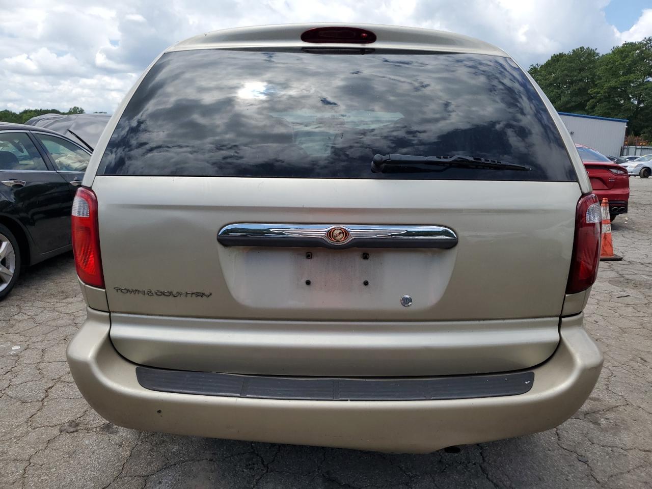 2006 Chrysler Town & Country VIN: 1A4GP45R76B540879 Lot: 64269145