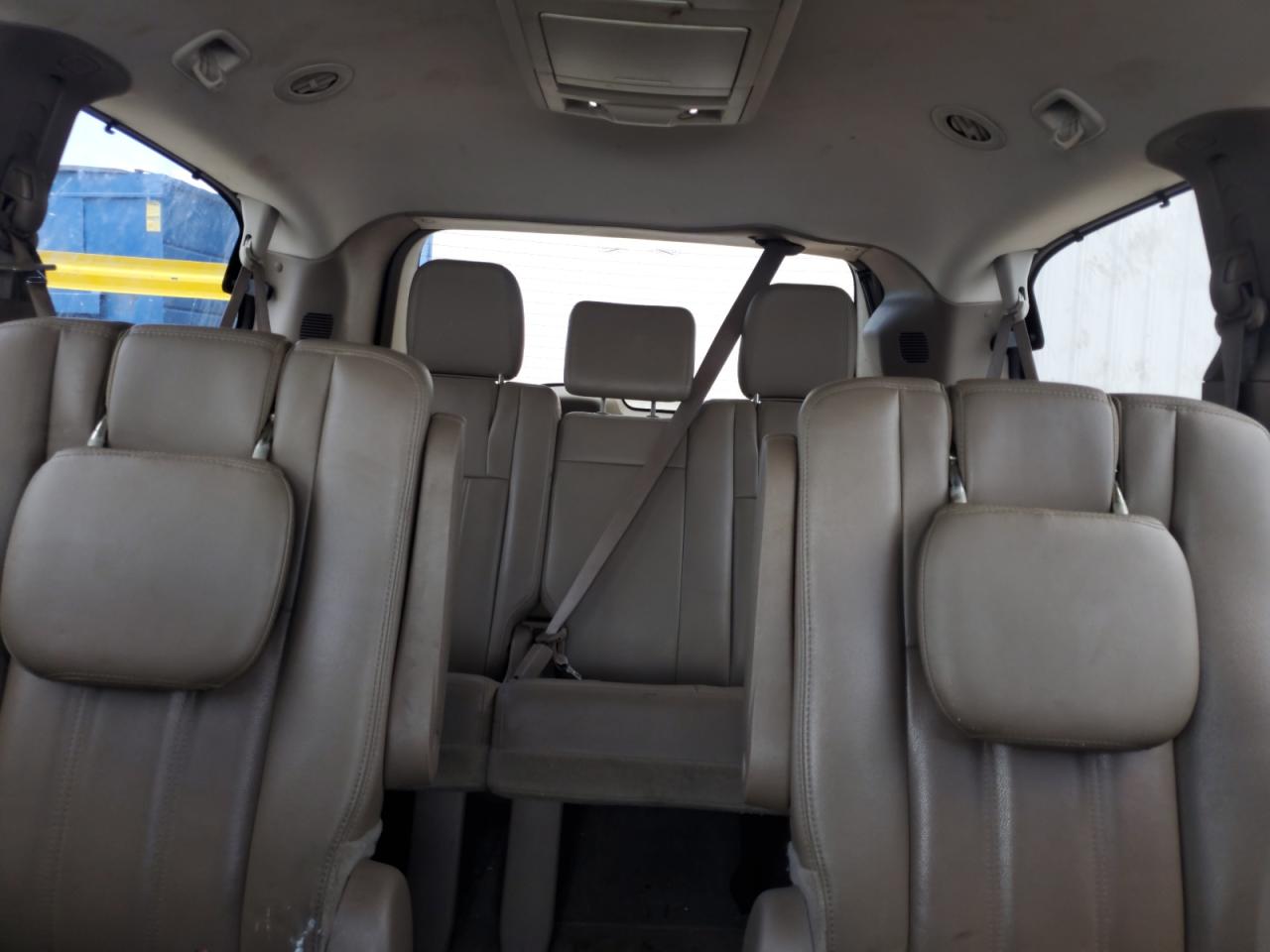 2014 Chrysler Town & Country Touring VIN: 2C4RC1BG9ER276768 Lot: 63937935