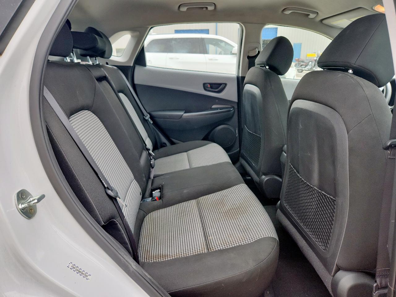 2021 Hyundai Kona Se VIN: KM8K12AA6MU641933 Lot: 63112335