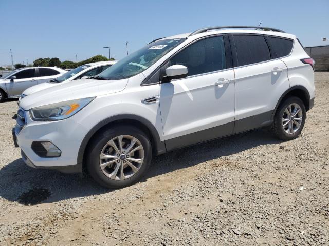  FORD ESCAPE 2017 Biały