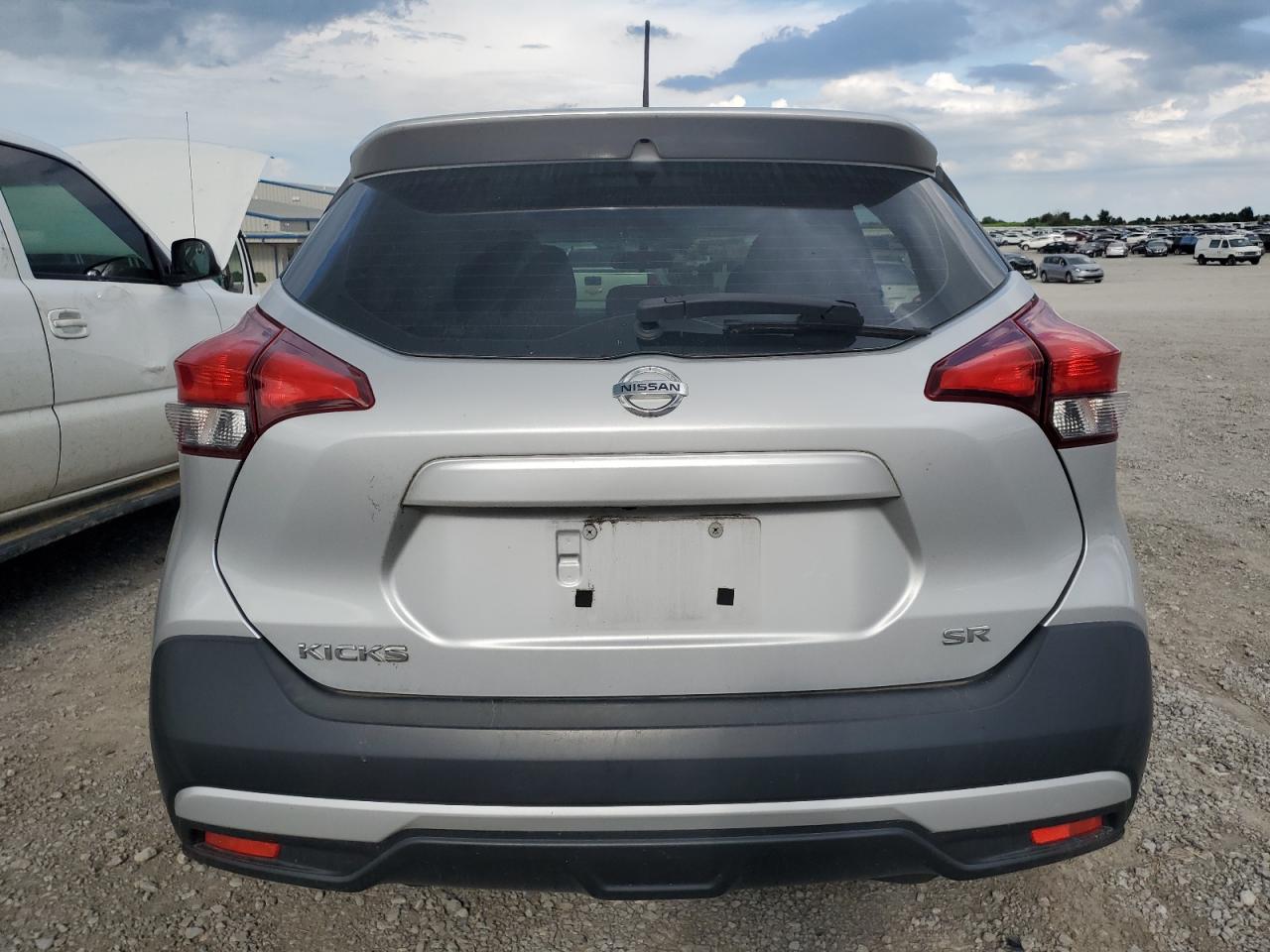 2019 Nissan Kicks S VIN: 3N1CP5CU2KL470950 Lot: 63798025