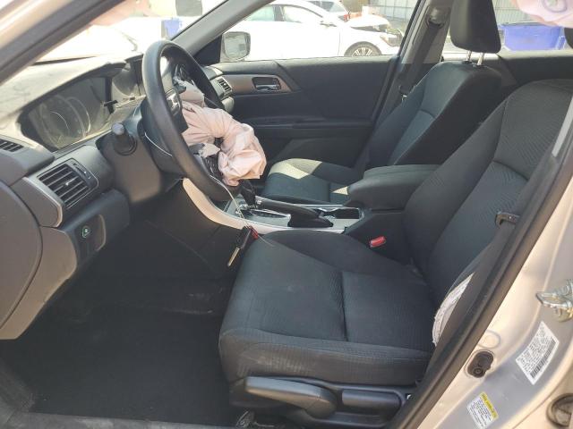 Sedans HONDA ACCORD 2015 Srebrny