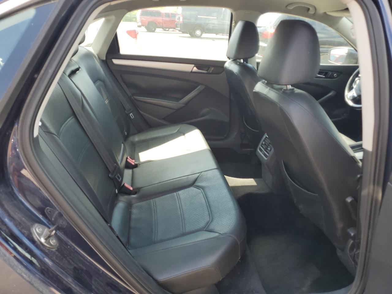 2013 Volkswagen Passat Se VIN: 1VWBP7A35DC087692 Lot: 62236985