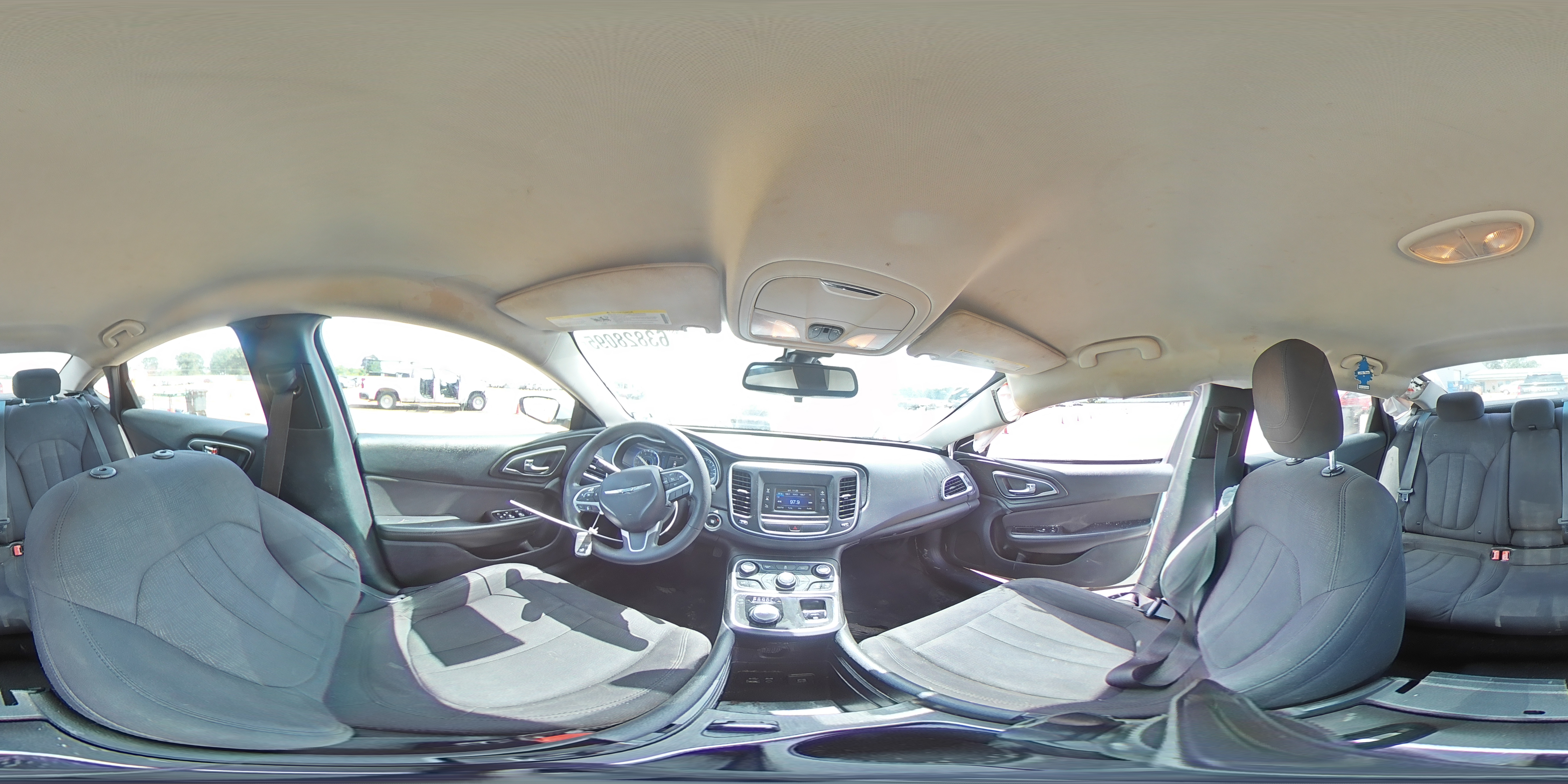 2015 Chrysler 200 Limited VIN: 1C3CCCAB6FN628652 Lot: 63828095