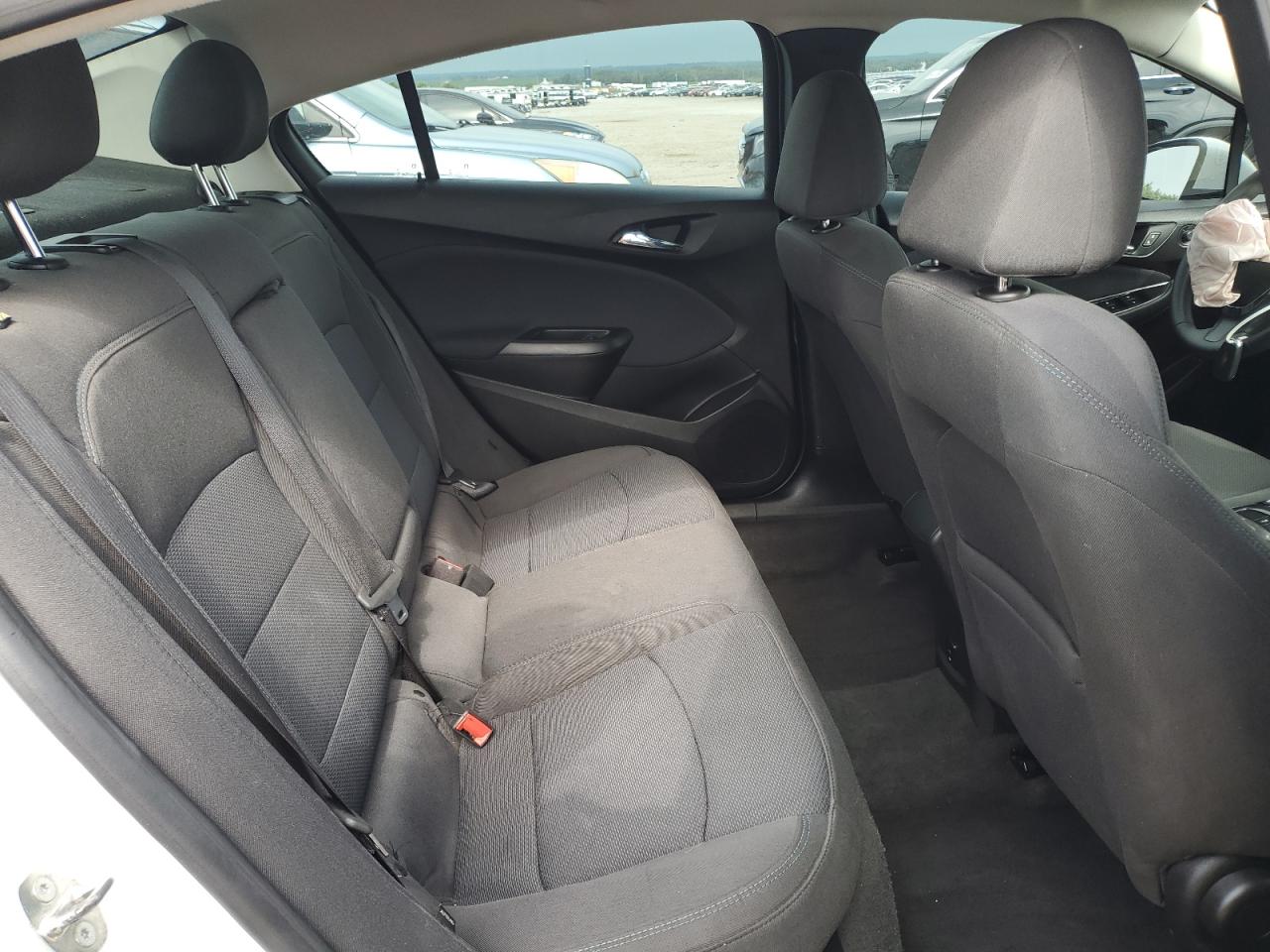 2018 Chevrolet Cruze Lt VIN: 1G1BE5SM5J7215883 Lot: 64486915