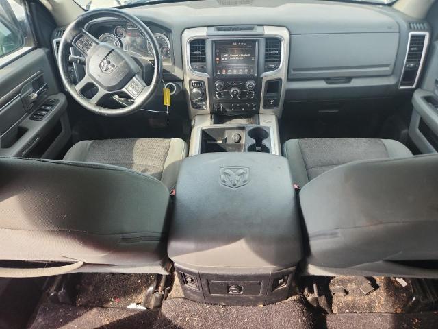 Pickups RAM 1500 2015 Zielony