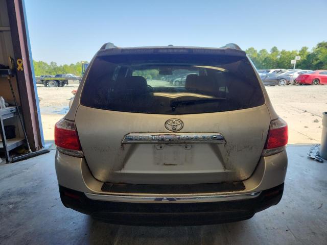  TOYOTA HIGHLANDER 2013 Серебристый