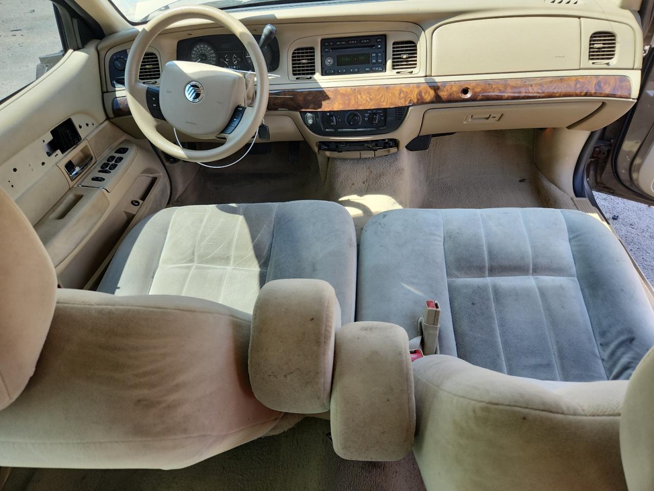 2006 Mercury Grand Marquis Gs VIN: 2MEFM74V06X632339 Lot: 64405325