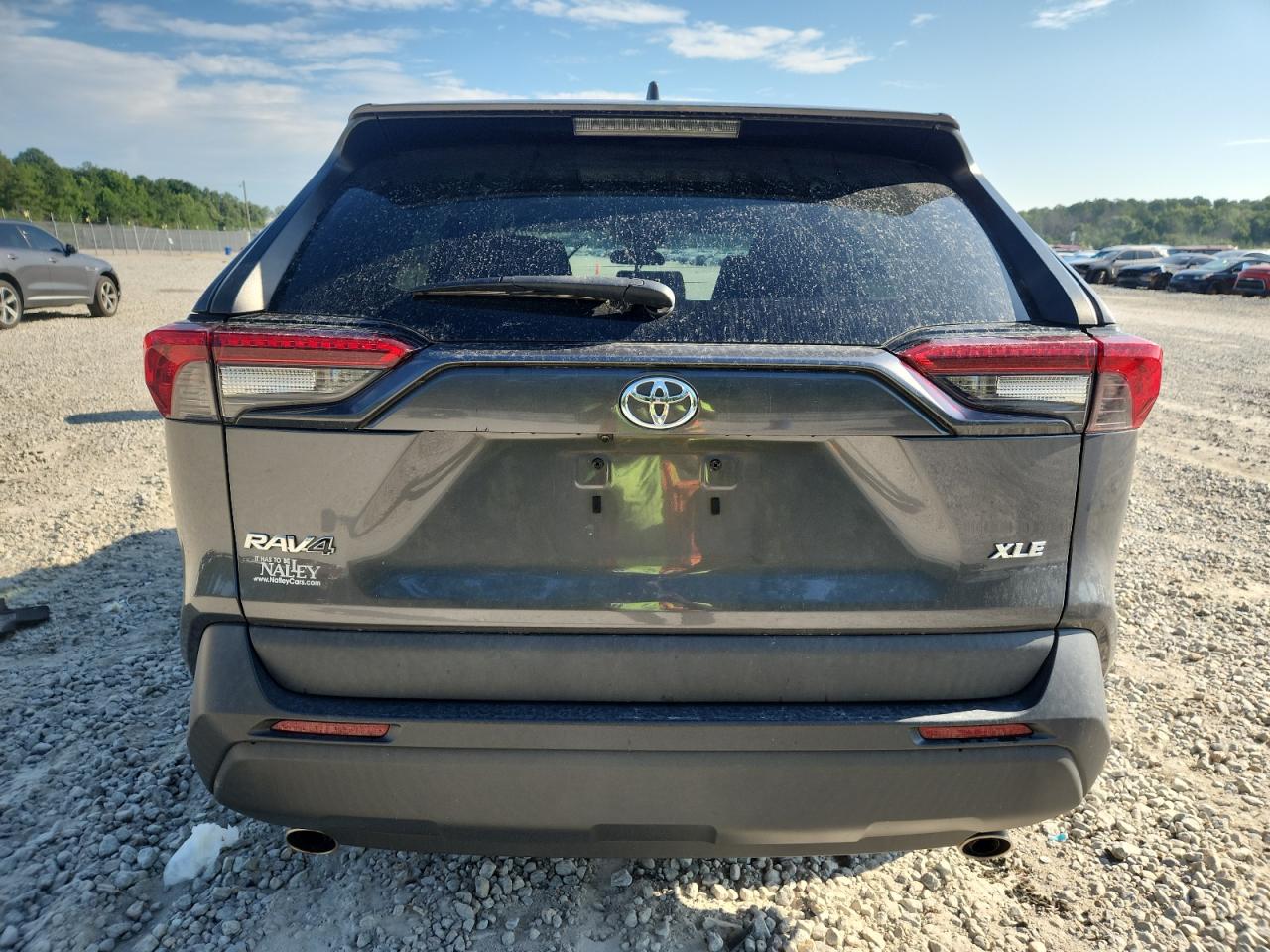 2020 Toyota Rav4 Xle VIN: 2T3W1RFV6LC084681 Lot: 64309105