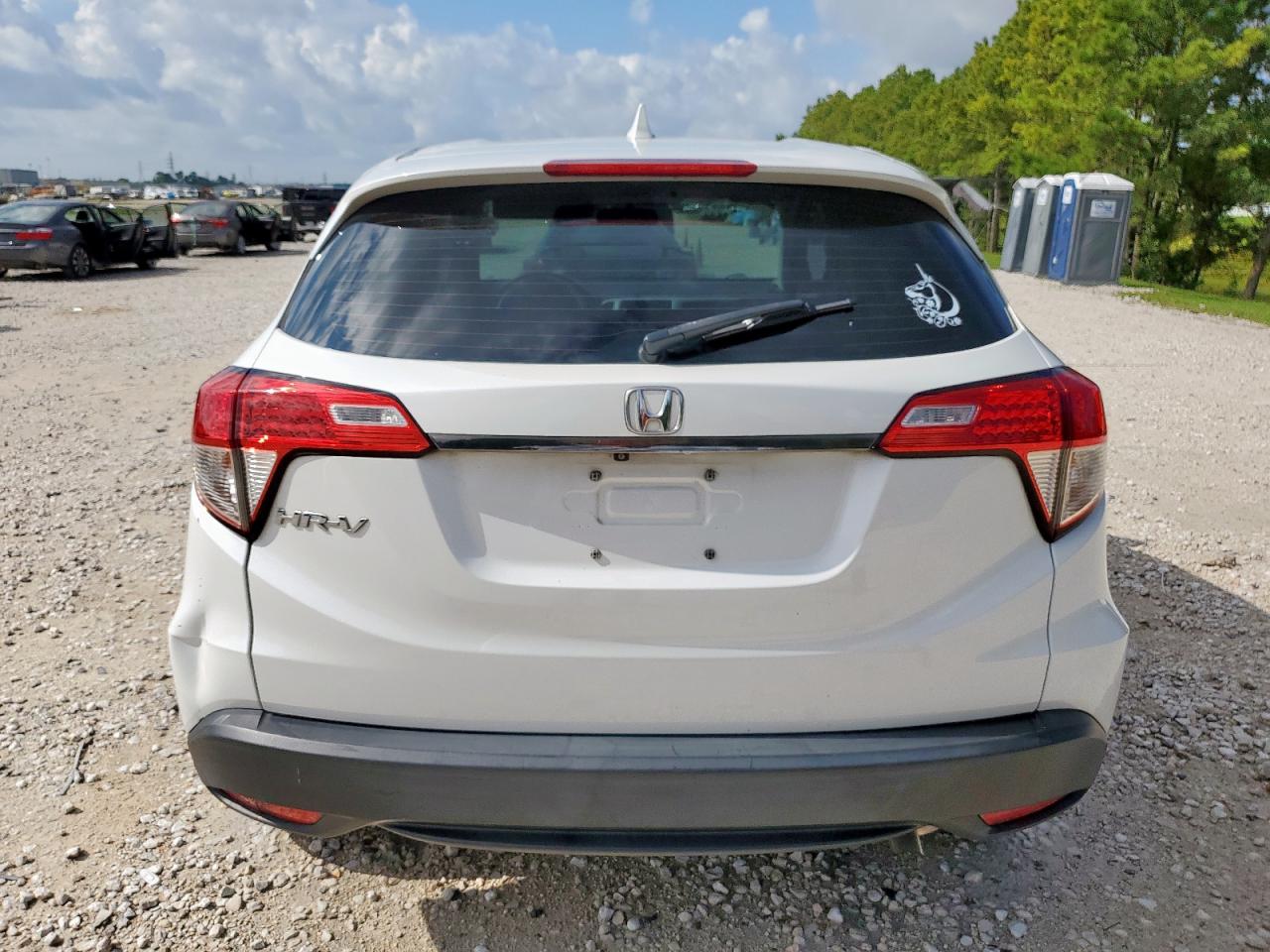 2020 Honda Hr-V Lx VIN: 3CZRU5H30LM709868 Lot: 64611095