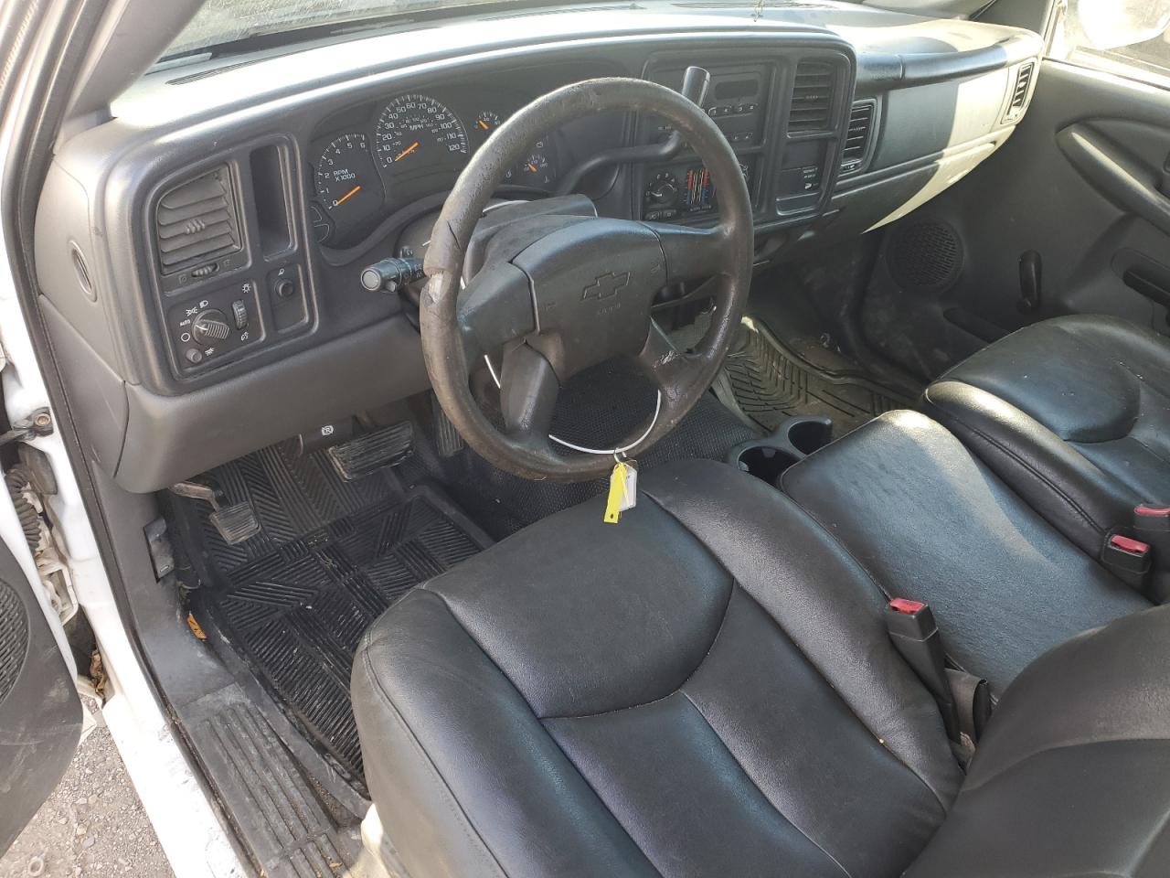 2004 Chevrolet Silverado C1500 VIN: 1GCEC14TX4E211982 Lot: 65004125