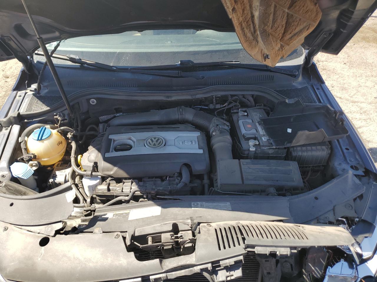 2014 Volkswagen Cc Sport VIN: WVWBP7AN5EE526240 Lot: 63810135