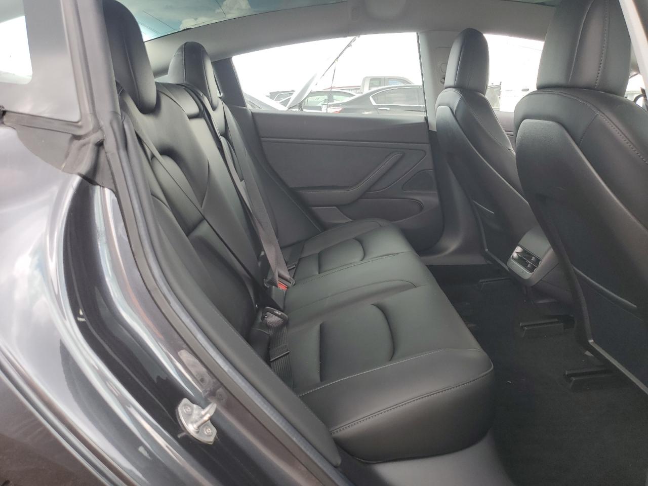 2019 Tesla Model 3 VIN: 5YJ3E1EA1KF400336 Lot: 65906055