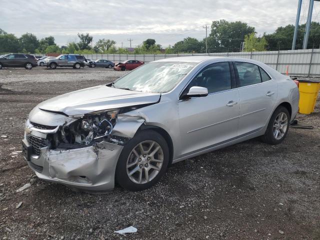  CHEVROLET MALIBU 2015 Серебристый