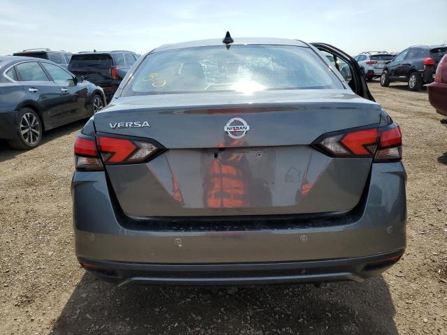  NISSAN VERSA 2022 Серый