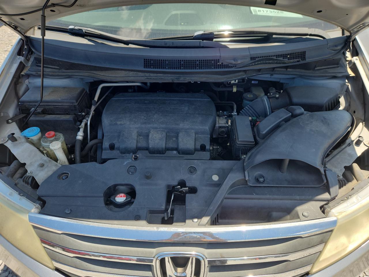 2011 Honda Odyssey Touring VIN: 5FNRL5H90BB012992 Lot: 64762405