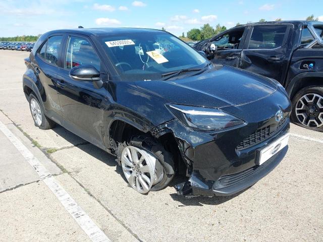 2021 TOYOTA YARIS CROS