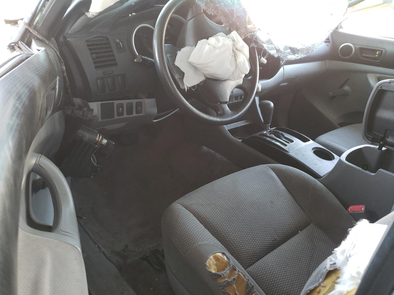 2011 Toyota Tacoma VIN: 5TFPX4EN6BX001136 Lot: 64013255
