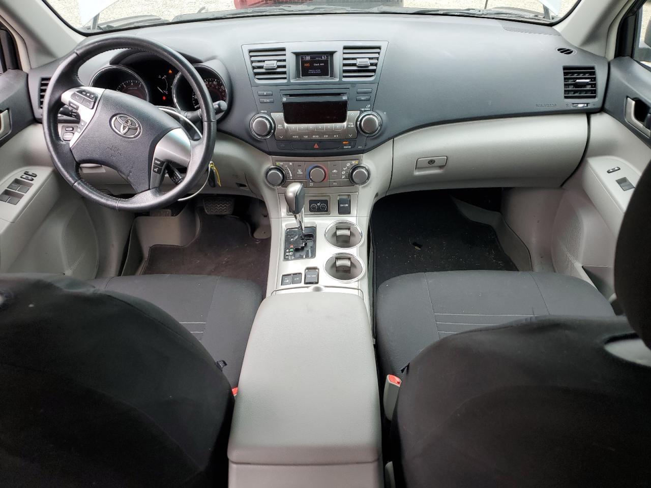 2011 Toyota Highlander Base VIN: 5TDBK3EH5BS049682 Lot: 62740885