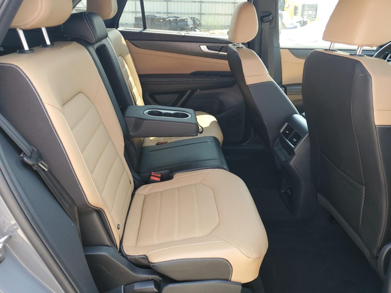 2025 Volkswagen Atlas Cross Sport Sel R-Line VIN: 1V2AE2CA7SC209497 Lot: 64273155
