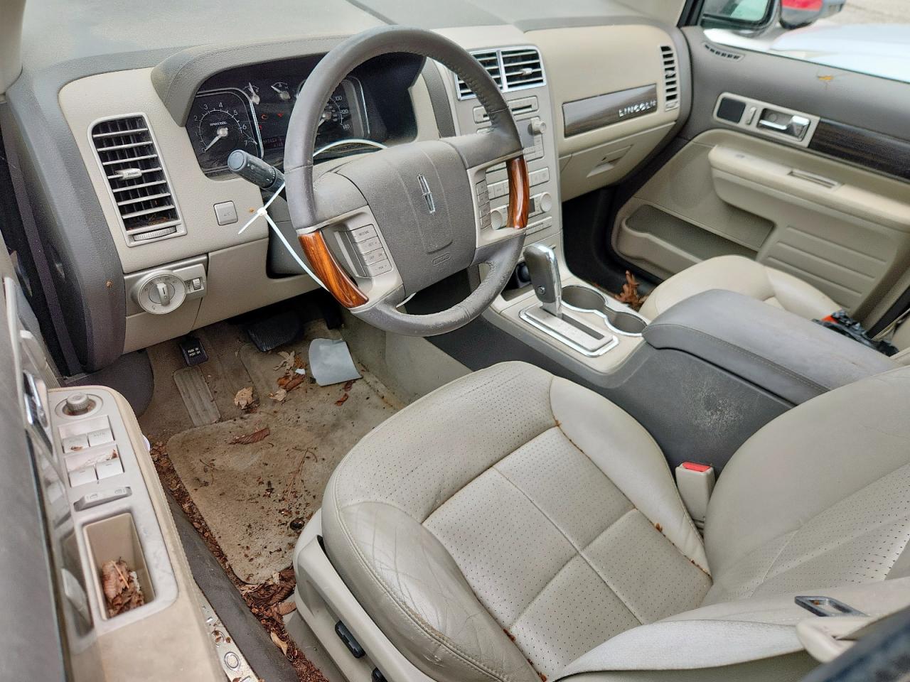 2007 Lincoln Mkx VIN: 2LMDU88C77BJ28456 Lot: 62056885