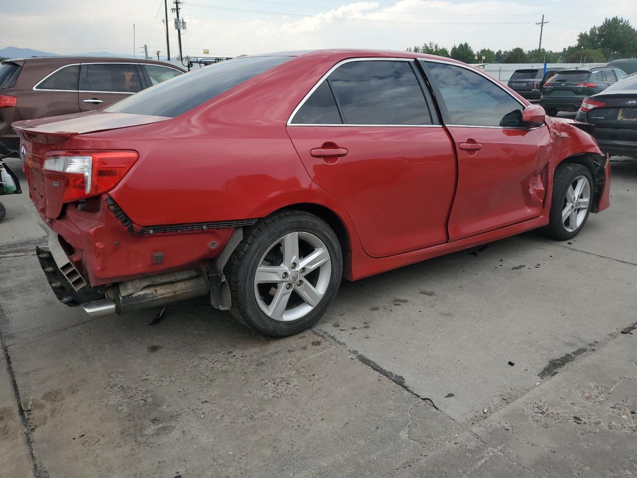 4t1bf1fk1eu749388 4T1BF1FK1EU749388 2014 Toyota Camry L