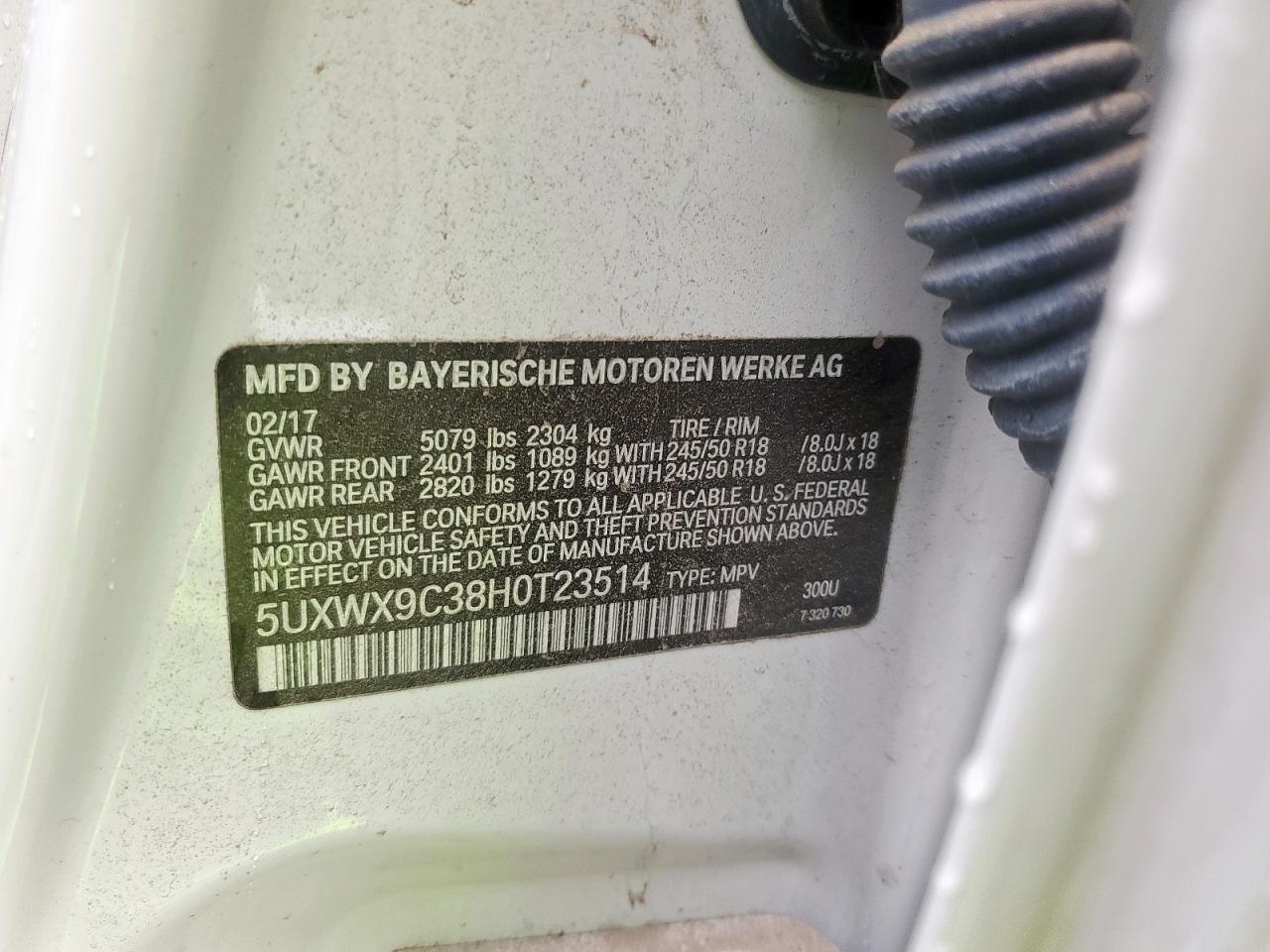 5UXWX9C38H0T23514 2017 BMW X3 xDrive28I