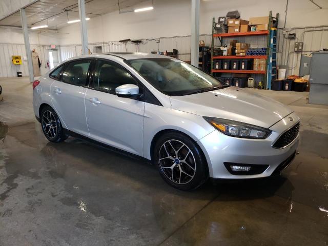  FORD FOCUS 2017 Серебристый