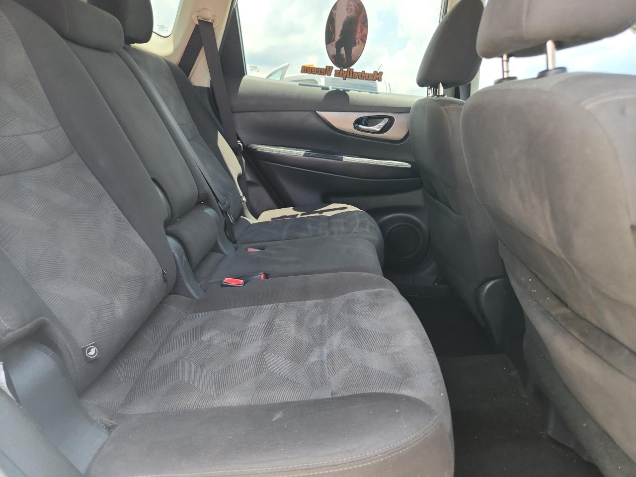 2016 Nissan Rogue S VIN: KNMAT2MT2GP621141 Lot: 64663475