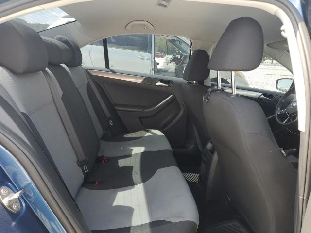 Фото: 3VW2B7AJ0JM240051
