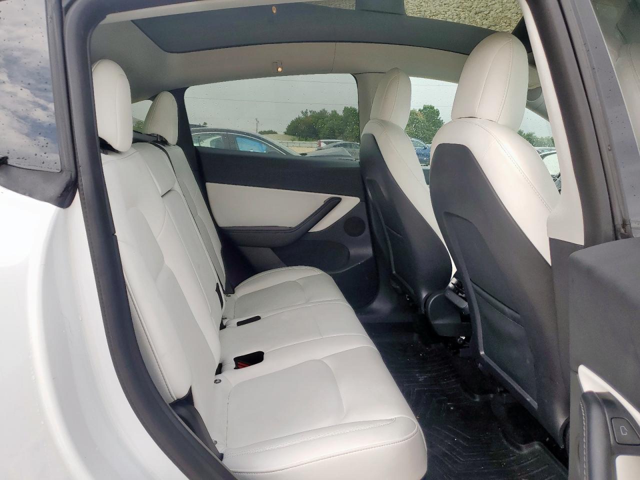 2022 Tesla Model Y VIN: 7SAYGDEE7NF321619 Lot: 63421045