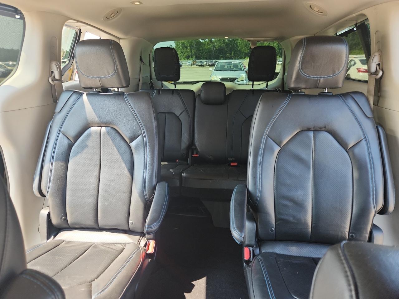 2021 Chrysler Pacifica Touring L VIN: 2C4RC1BG3MR552957 Lot: 63206075