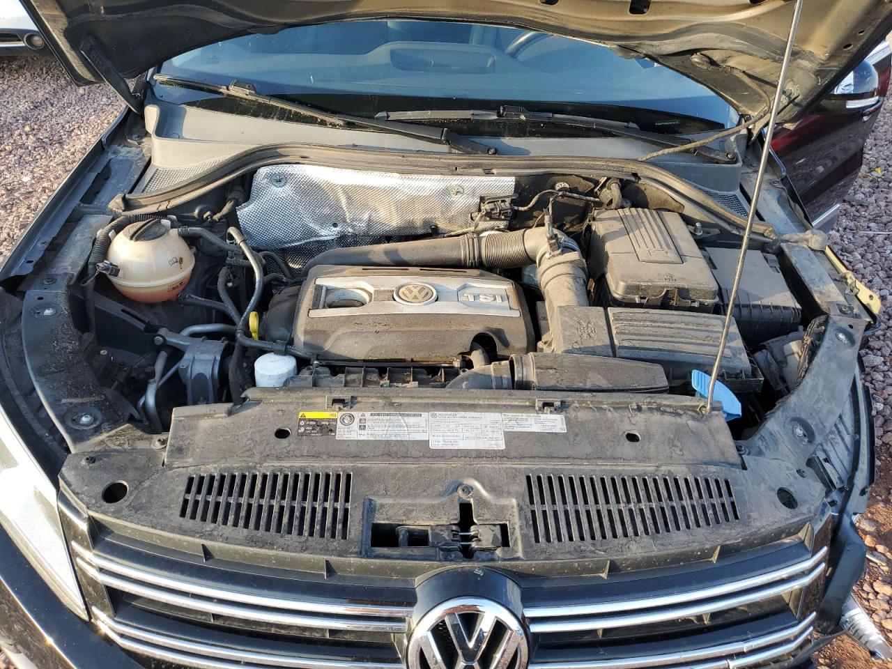 2015 Volkswagen Tiguan S VIN: WVGAV7AX2FW524276 Lot: 63631995