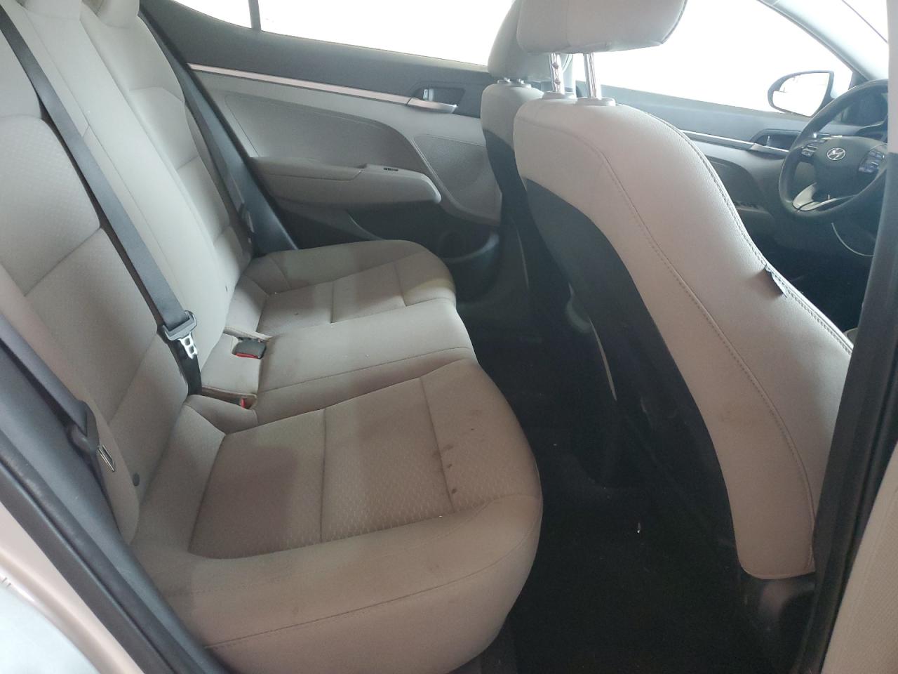 2019 Hyundai Elantra Se VIN: 5NPD74LF5KH412490 Lot: 64608545