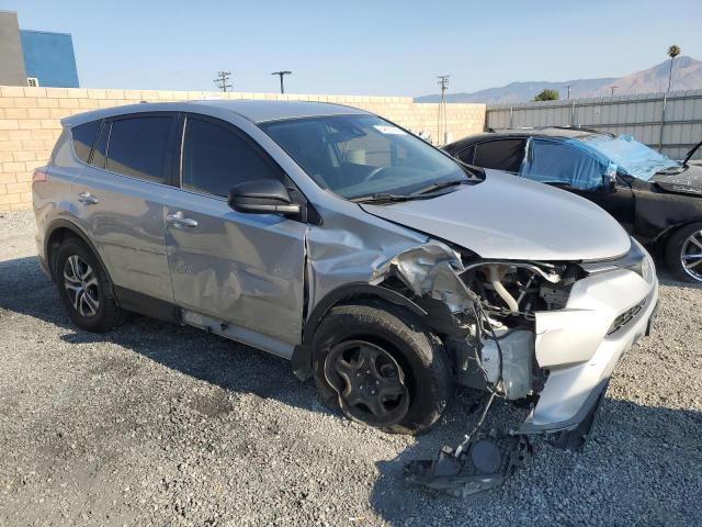  TOYOTA RAV4 2018 Srebrny