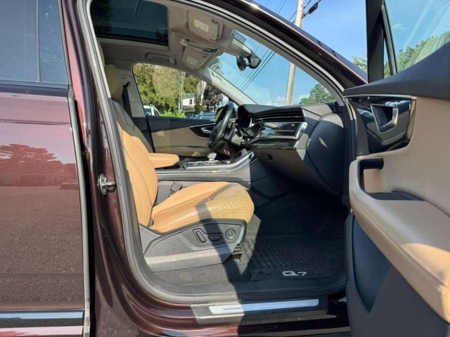  AUDI Q7 2021 Fioletowy