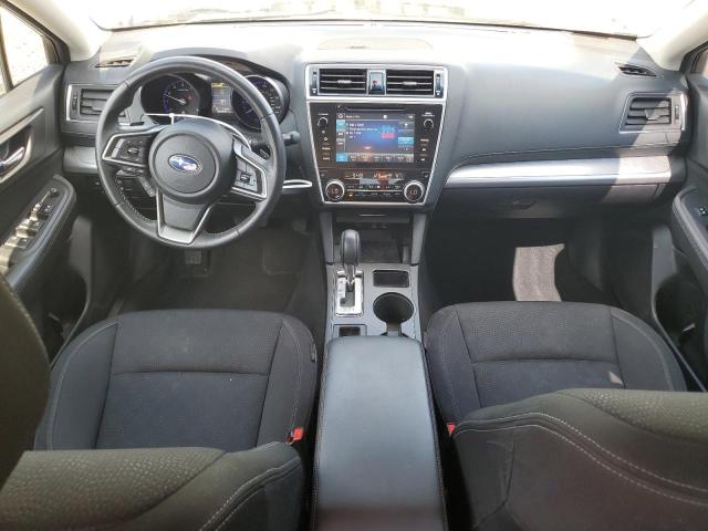  SUBARU LEGACY 2018 Srebrny