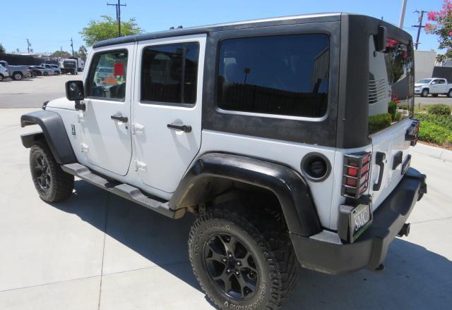 Parquets JEEP WRANGLER 2012 Biały