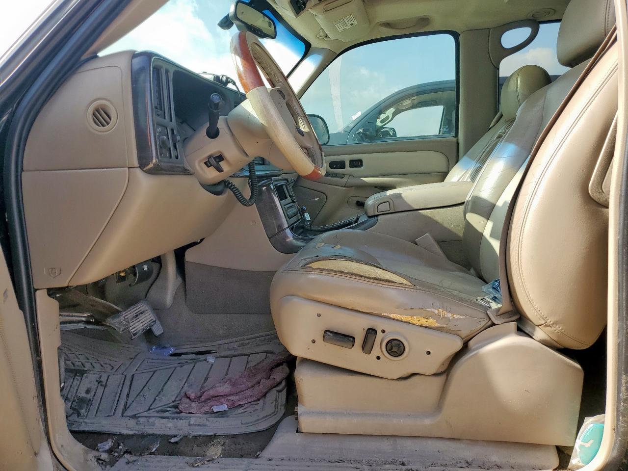 2005 GMC Yukon Denali VIN: 1GKEK63U25J189757 Lot: 64524715